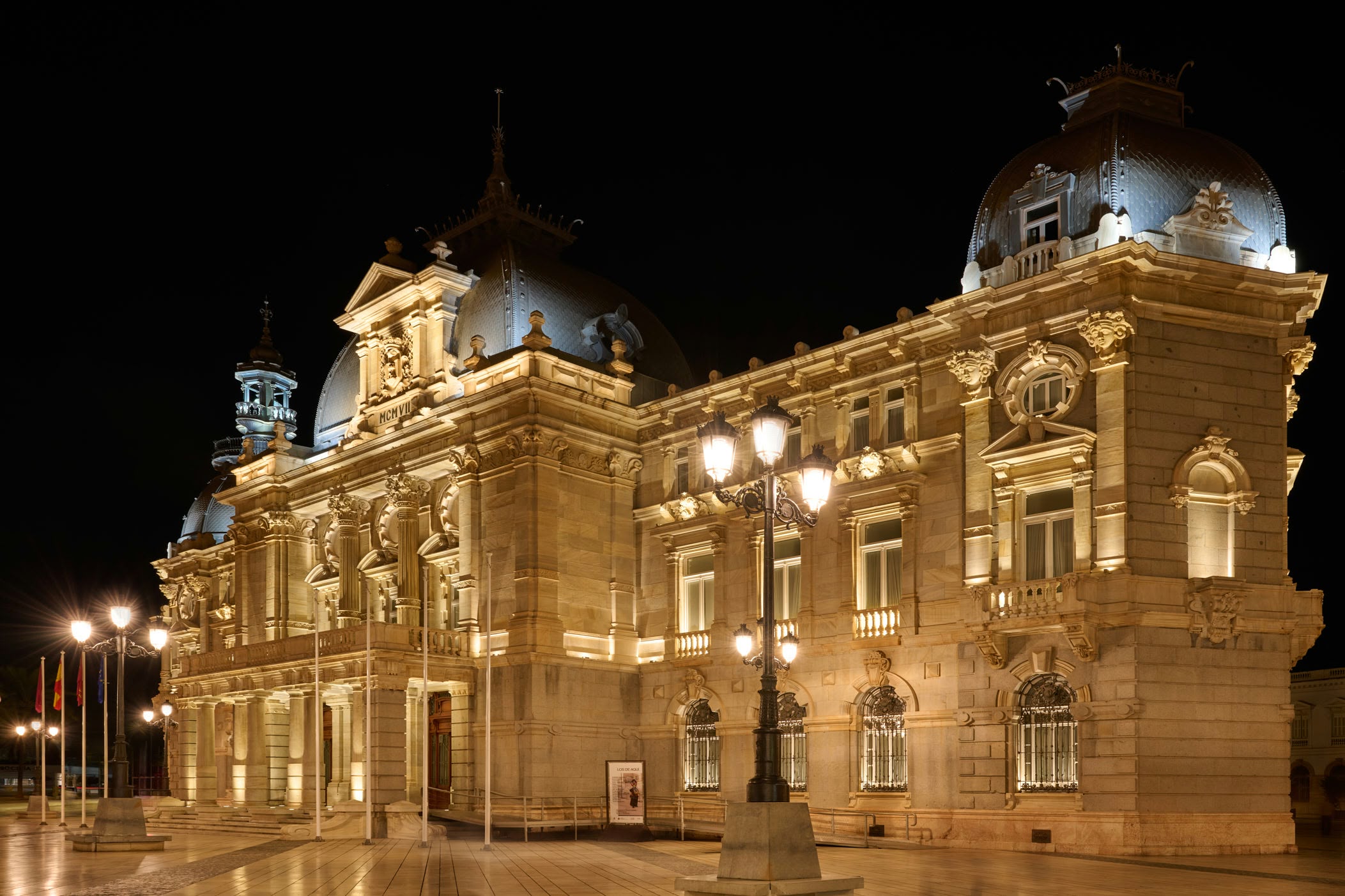 El Palacio Consistorial de Cartagena estrena nueva iluminación ornamental gracias a la Fundación Iberdrola España
