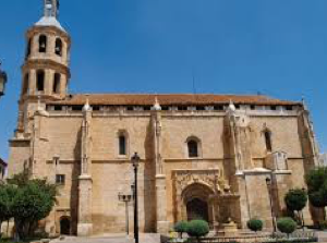 iglesia-santisimo-cristo-valdepenas-proyectos-iluminacion-fundacion-iberdrola-espana iglesia-santisimo-cristo-valdepenas-proyectos-iluminacion-fundacion-iberdrola-espana