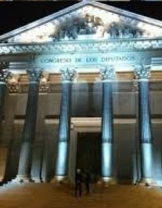 fachada-principal-congreso-diputados-proyectos-iluminacion-fundacion-iberdrola-espana